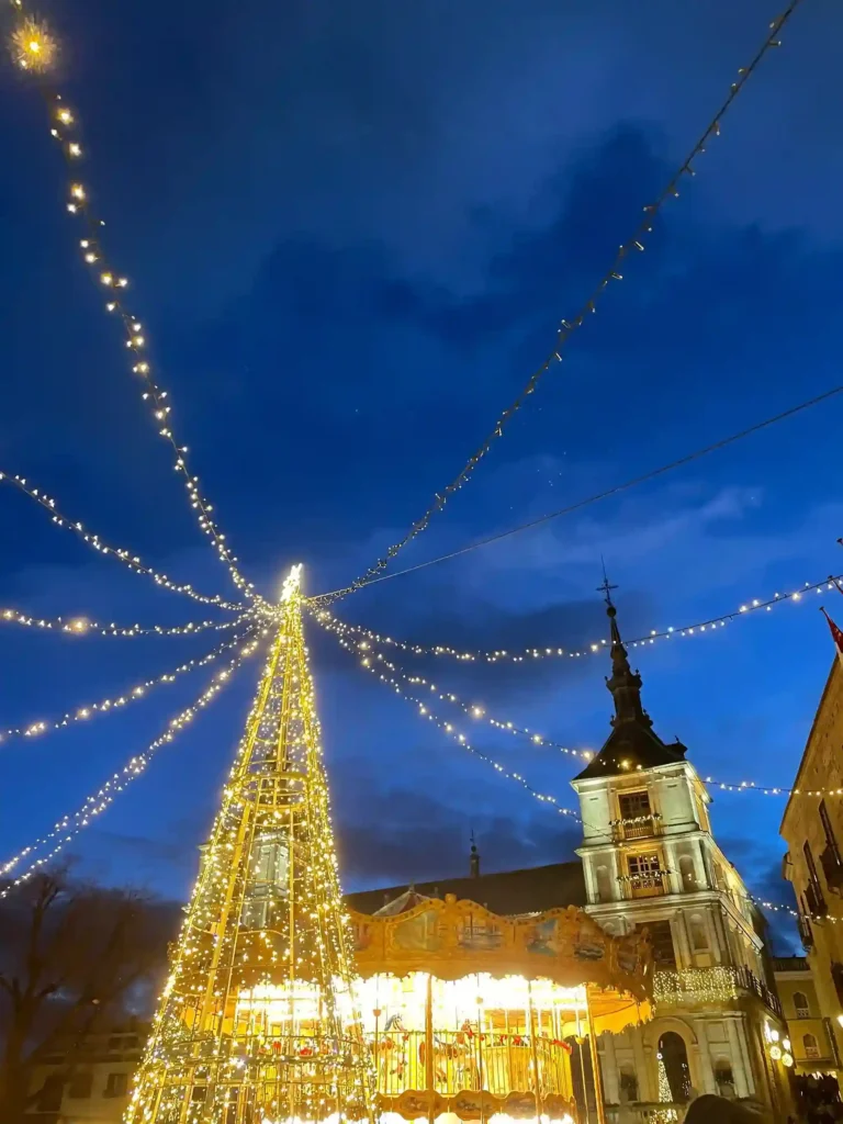 Navidad en Toledo - Plaza del Ayuntamiento Toledo La Maleta Inquieta