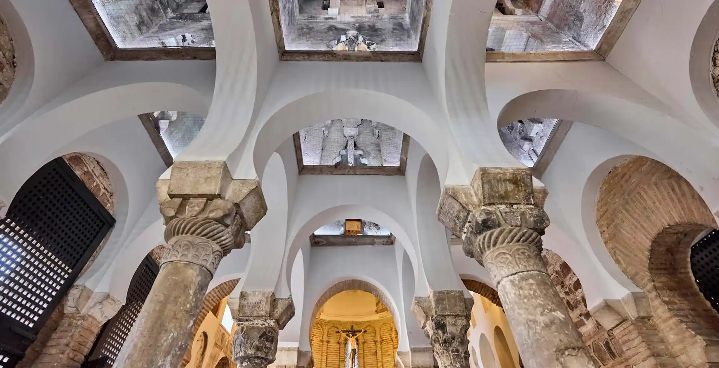 Mezquita Cristo de la luz - La Maleta Inquieta