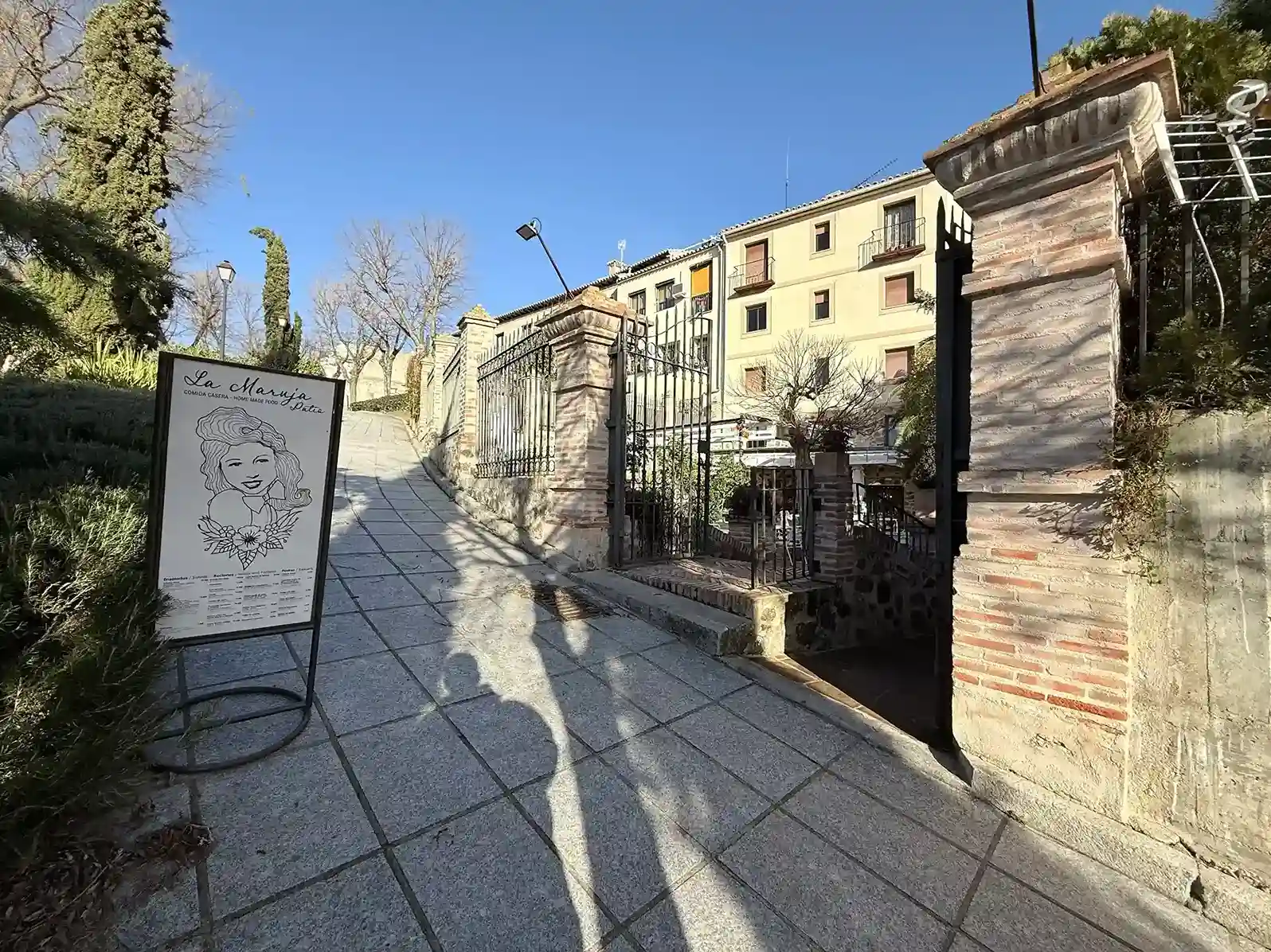 La Maruja Patio, comer barato en Toledo - La Maleta Inquieta
