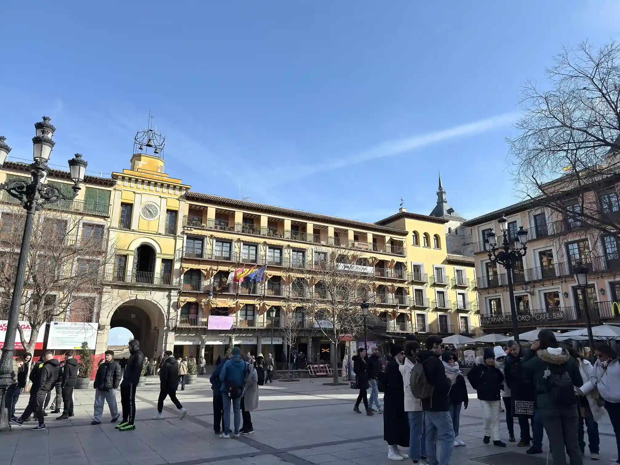 Arco de Sangre en Zocodover - La Maleta Inquieta