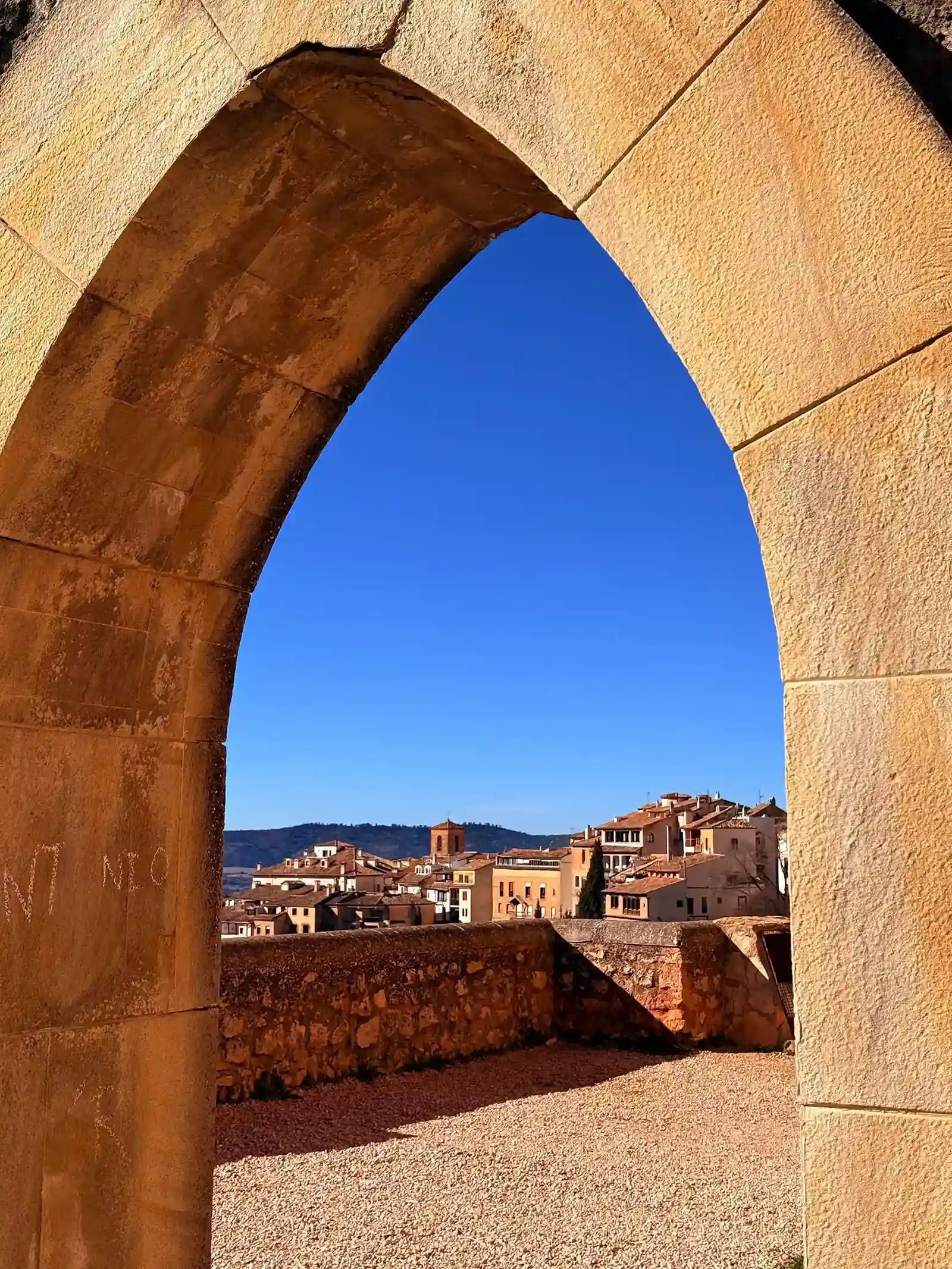 Arco Mirador del Castillo - La Maleta Inquieta