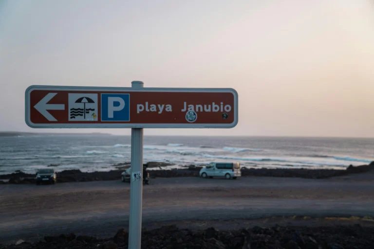 Playa del Janubio Lanzarote - La Maleta Inquieta