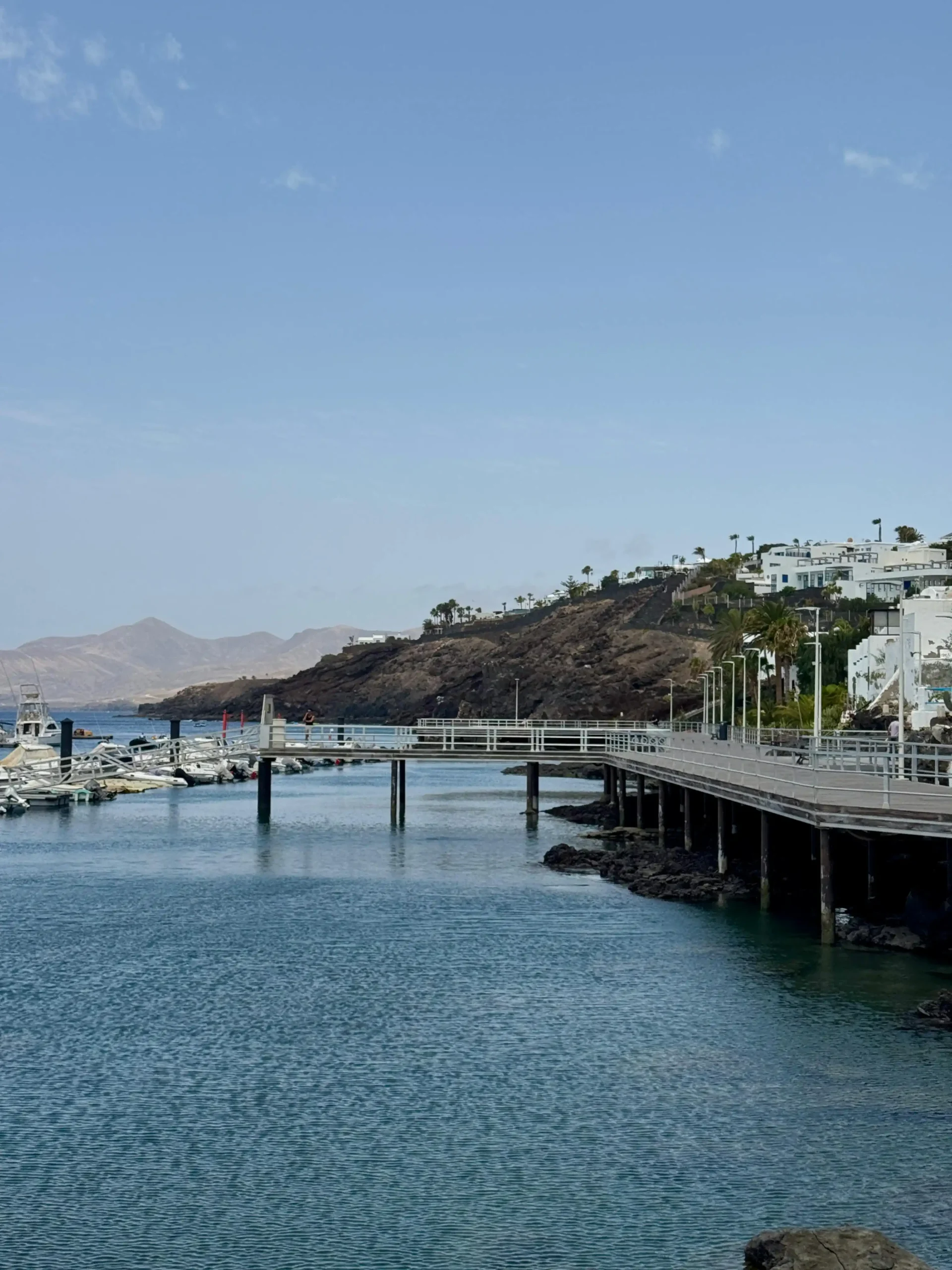 Puerto del Carmen Lanzarote - La Maleta Inquieta