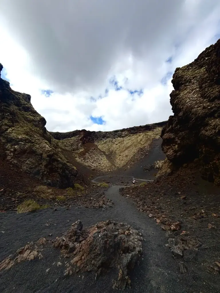 Volcán el Cuervo Lanzarote - La Maleta Inquieta