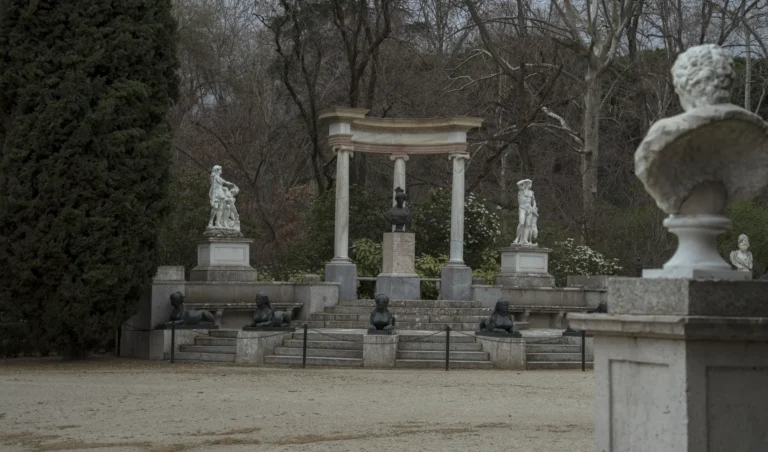 El Capricho (jardín de la Alameda de Osuna)