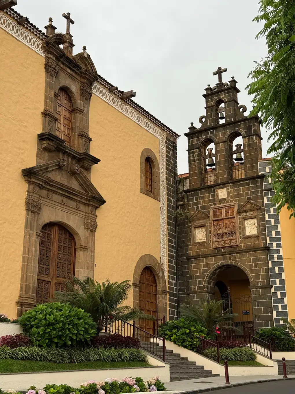 Fachada barroca de la iglesia de la Concepción de La Orotava con sus dos torres. Foto propia La Maleta Inquieta, agosto 2026