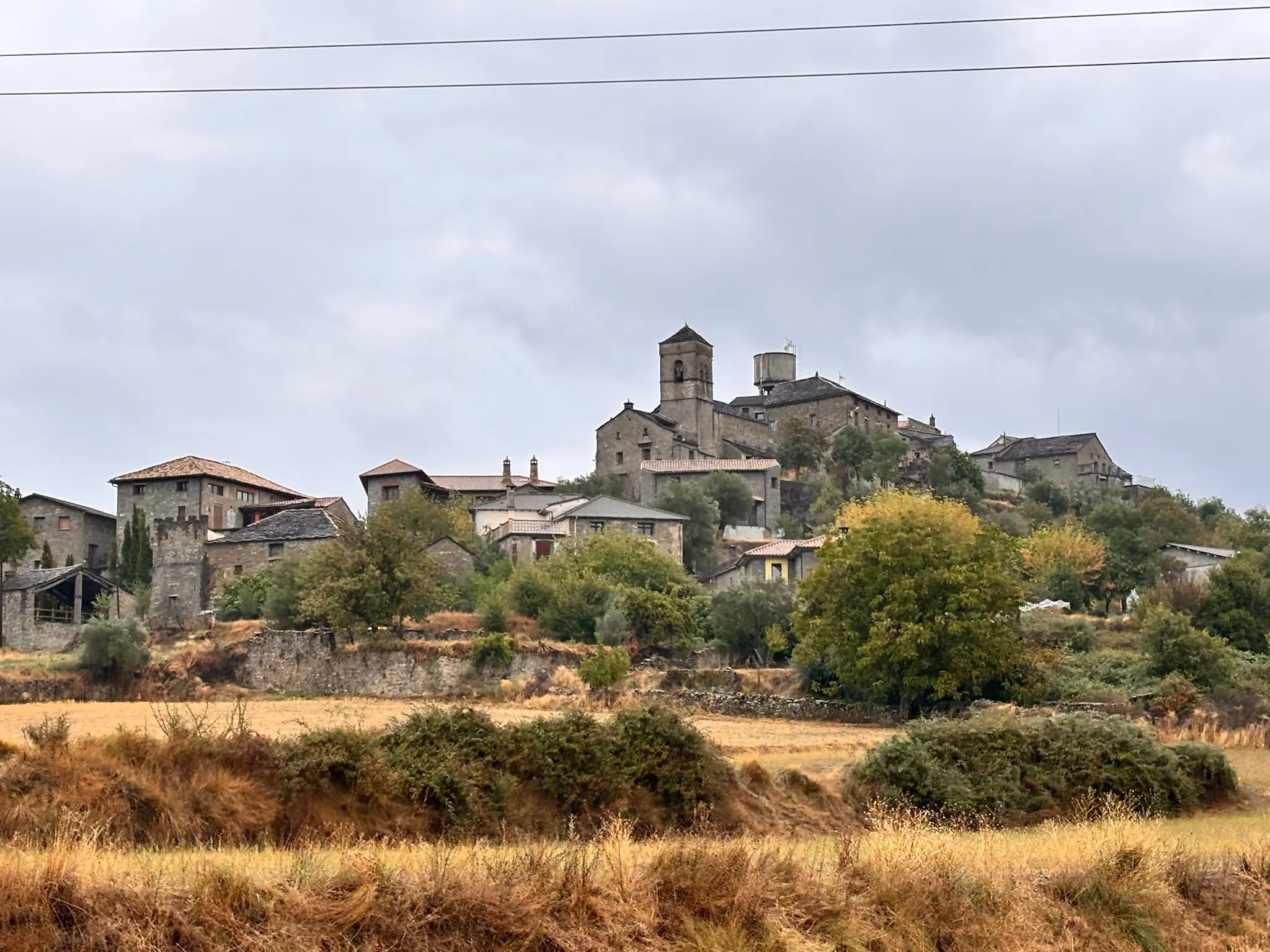 Pueblos en una tarde
